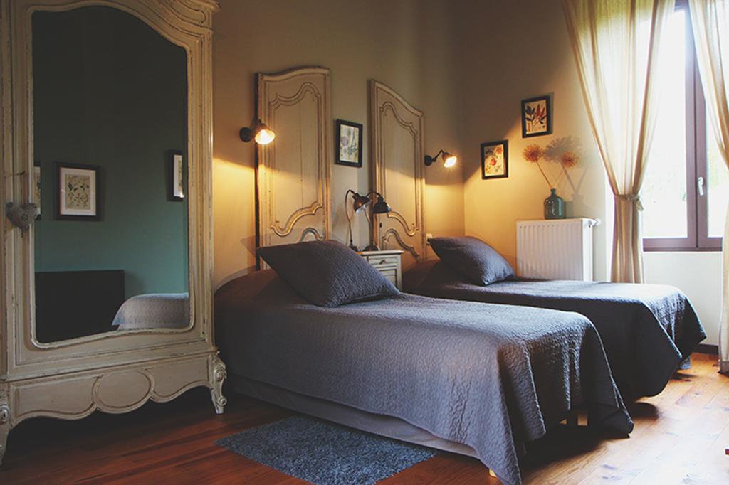 Chambres D'Hotes Du Presbytere La Bastide-l'Eveque Dış mekan fotoğraf