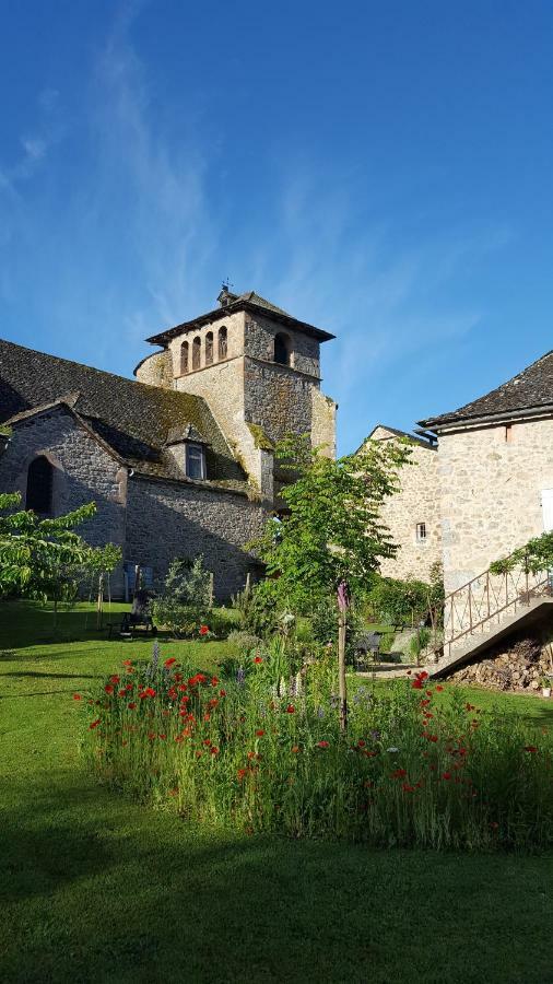 Chambres D'Hotes Du Presbytere La Bastide-l'Eveque Dış mekan fotoğraf
