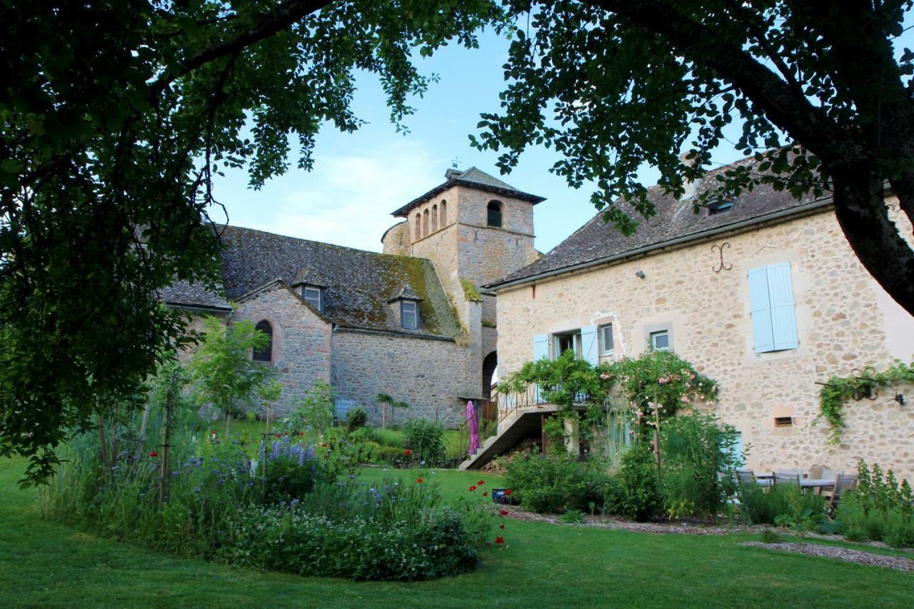 Chambres D'Hotes Du Presbytere La Bastide-l'Eveque Dış mekan fotoğraf
